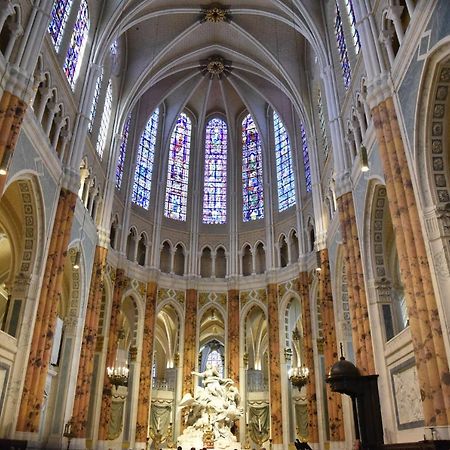 L'Elegance : T2 Proche Cathedrale De Chartres. Apartment Luaran gambar